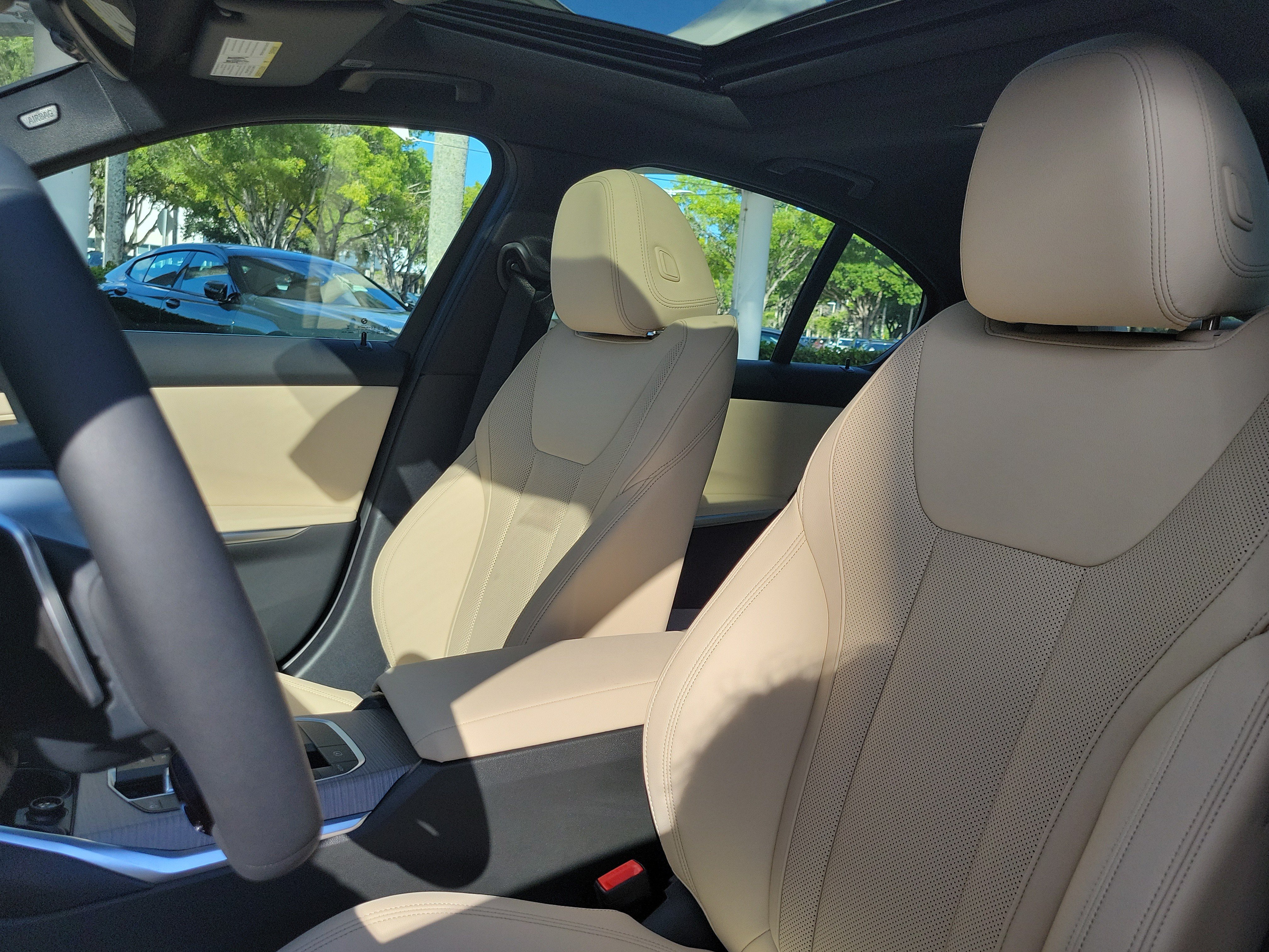 New 2026 BMW 330i Sedan w/ Convenience Package RWD image 21