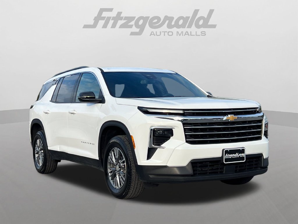 Used 2026 Chevrolet Traverse LT