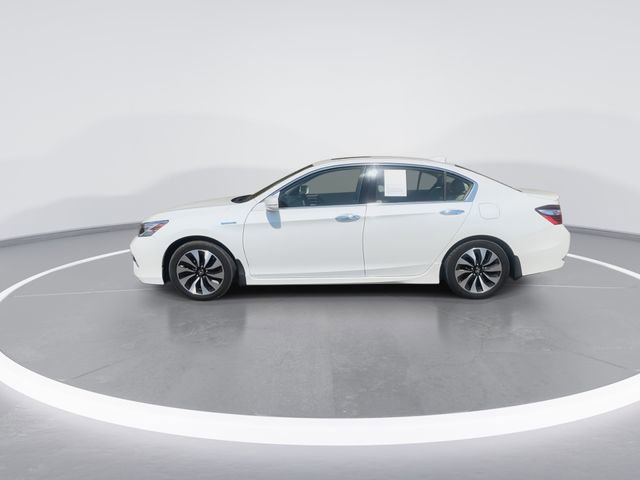 Used 2017 Honda Accord Touring image 6