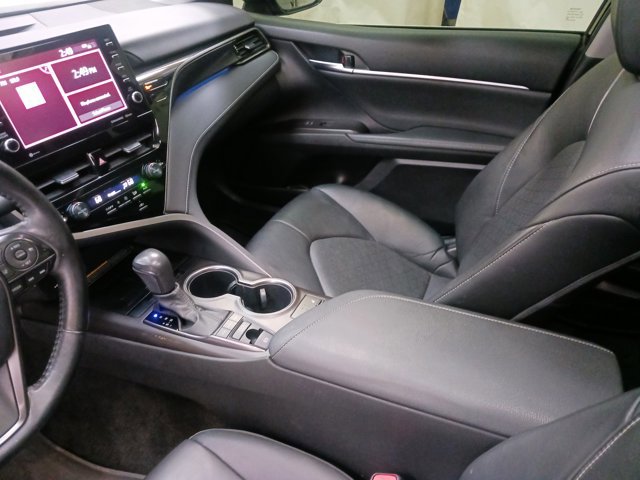 Used 2021 Toyota Camry XSE image 25