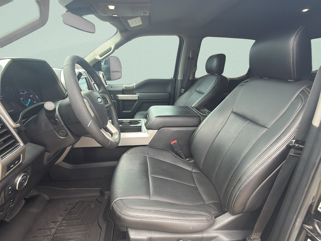 Used 2020 Ford F250 Lariat w/ Lariat Ultimate Package AWD/4WD image 17