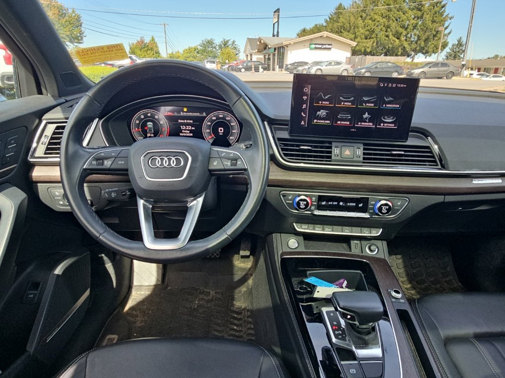 Certified 2023 Audi Q5 2.0T Premium Plus AWD/4WD image 2