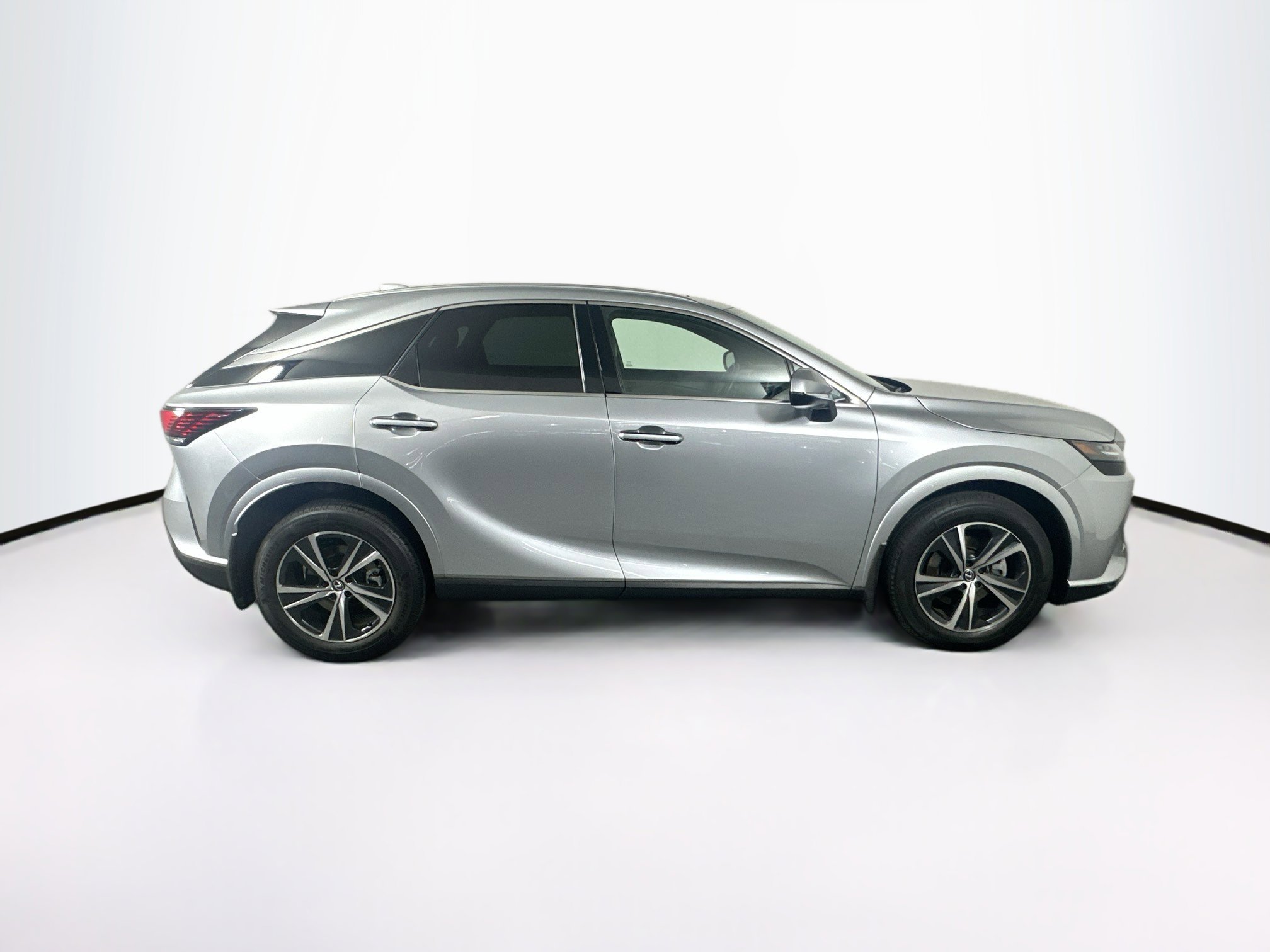 Used 2023 Lexus RX 350 Premium w/ Cold Area Package AWD/4WD image 10