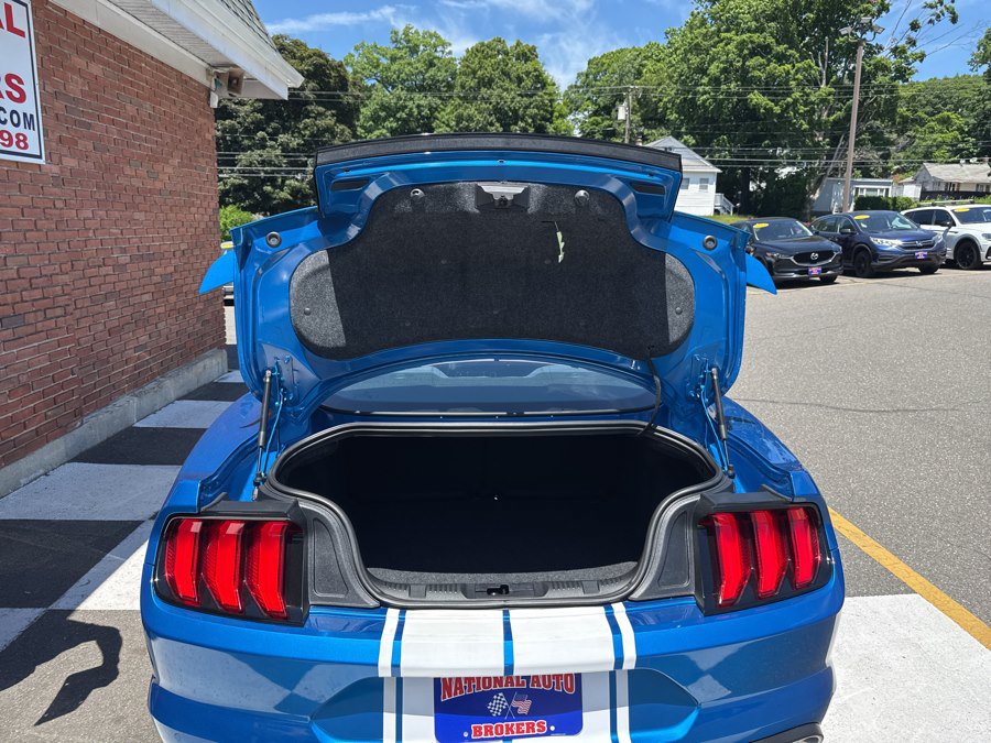 Used 2020 Ford Mustang GT w/ Equipment Group 301A RWD image 32