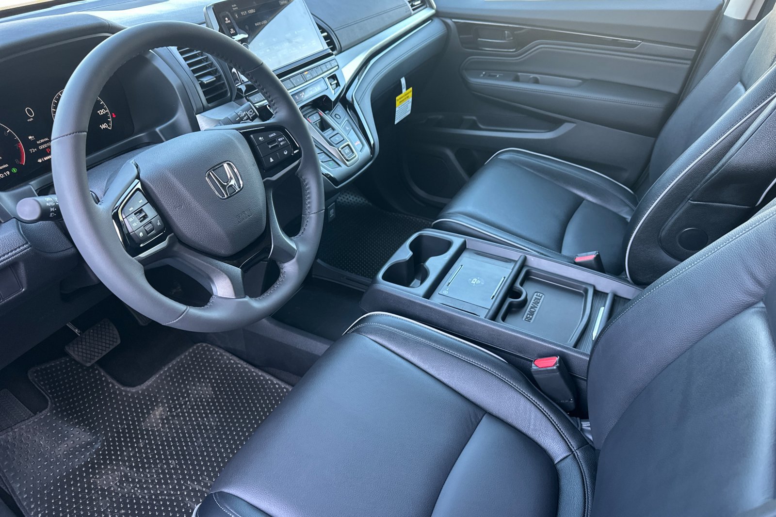New 2027 Honda Odyssey Touring image 11