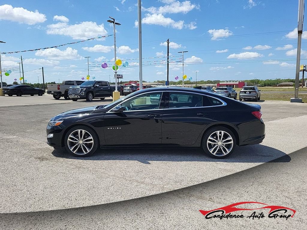 Used 2024 Chevrolet Malibu LT image 1