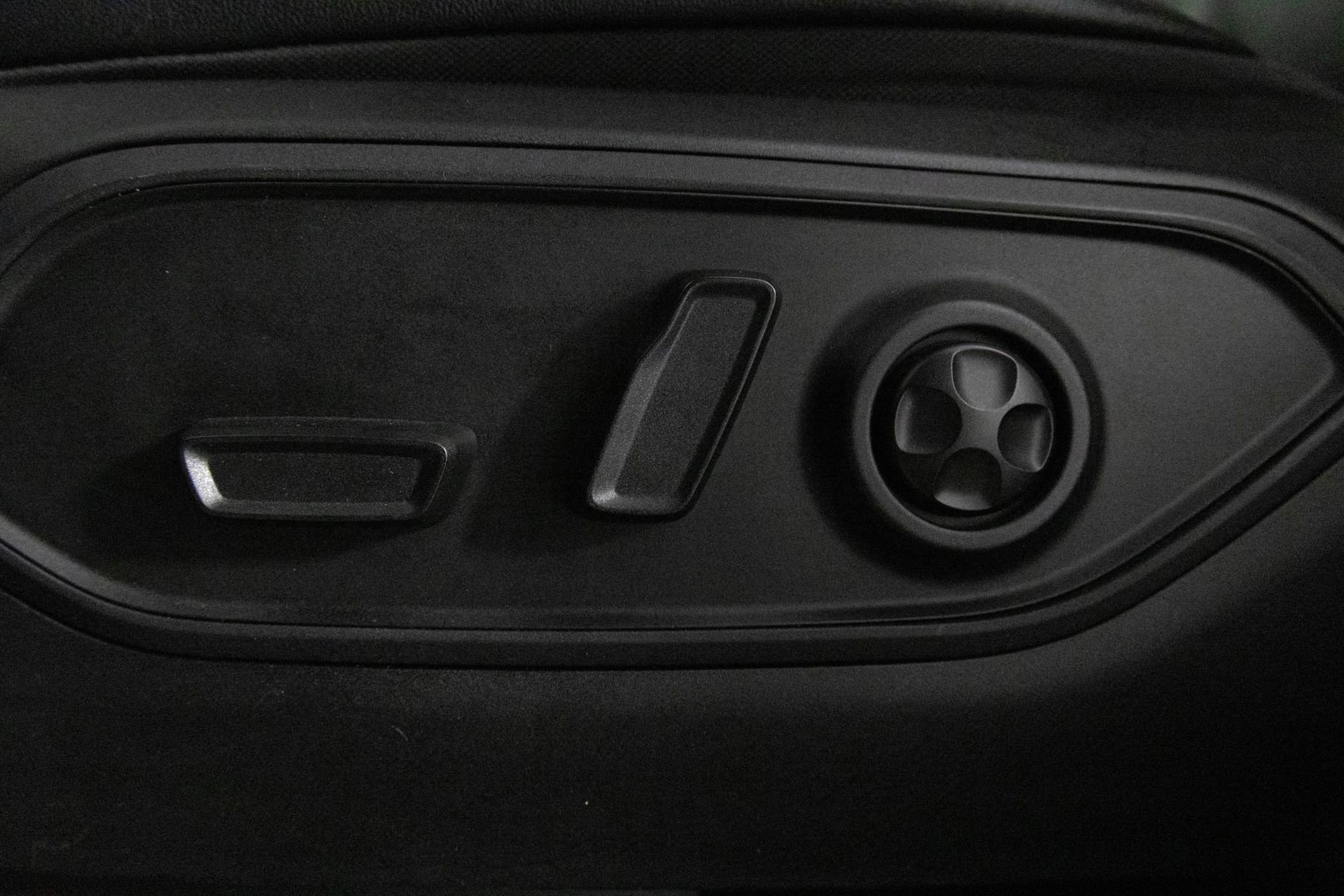 Used 2023 Jeep Grand Cherokee Limited w/ Trailer Tow Prep Group (B) image 20