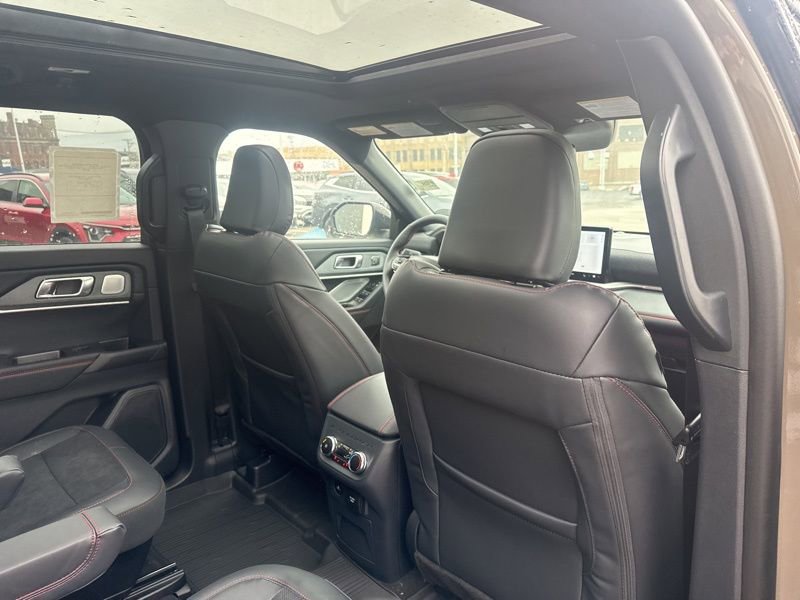 New 2026 Ford Explorer ST w/ Sun And Sound Package image 17