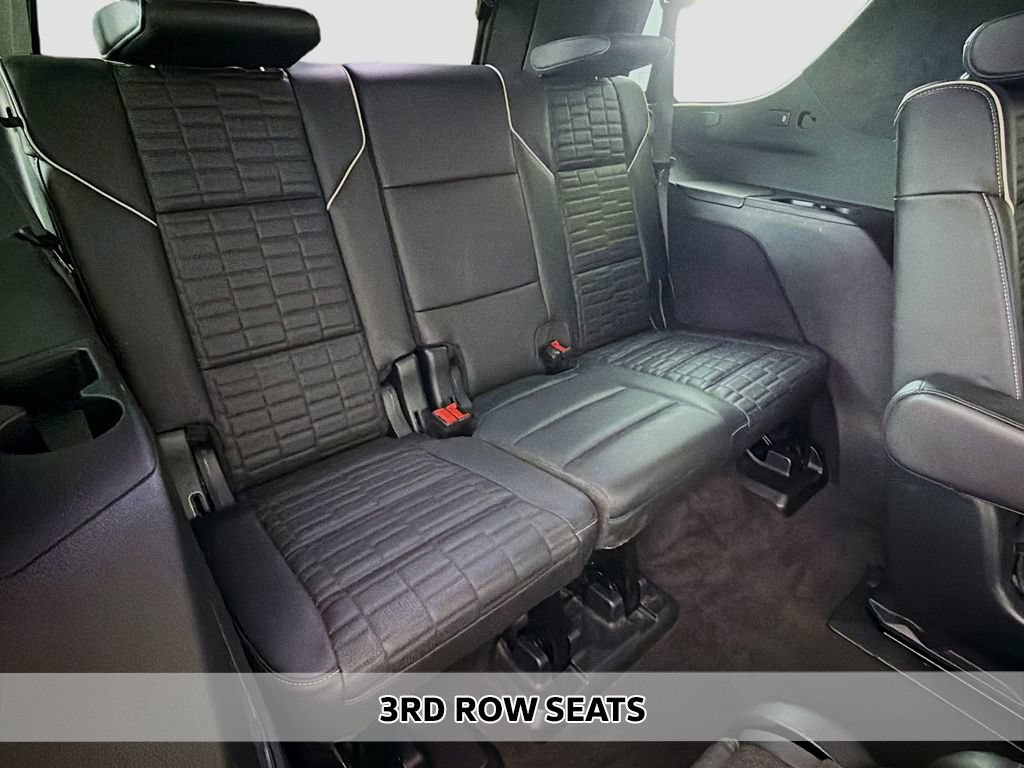 Used 2023 Cadillac Escalade Sport Platinum w/ LPO, ONYX Package AWD/4WD image 14