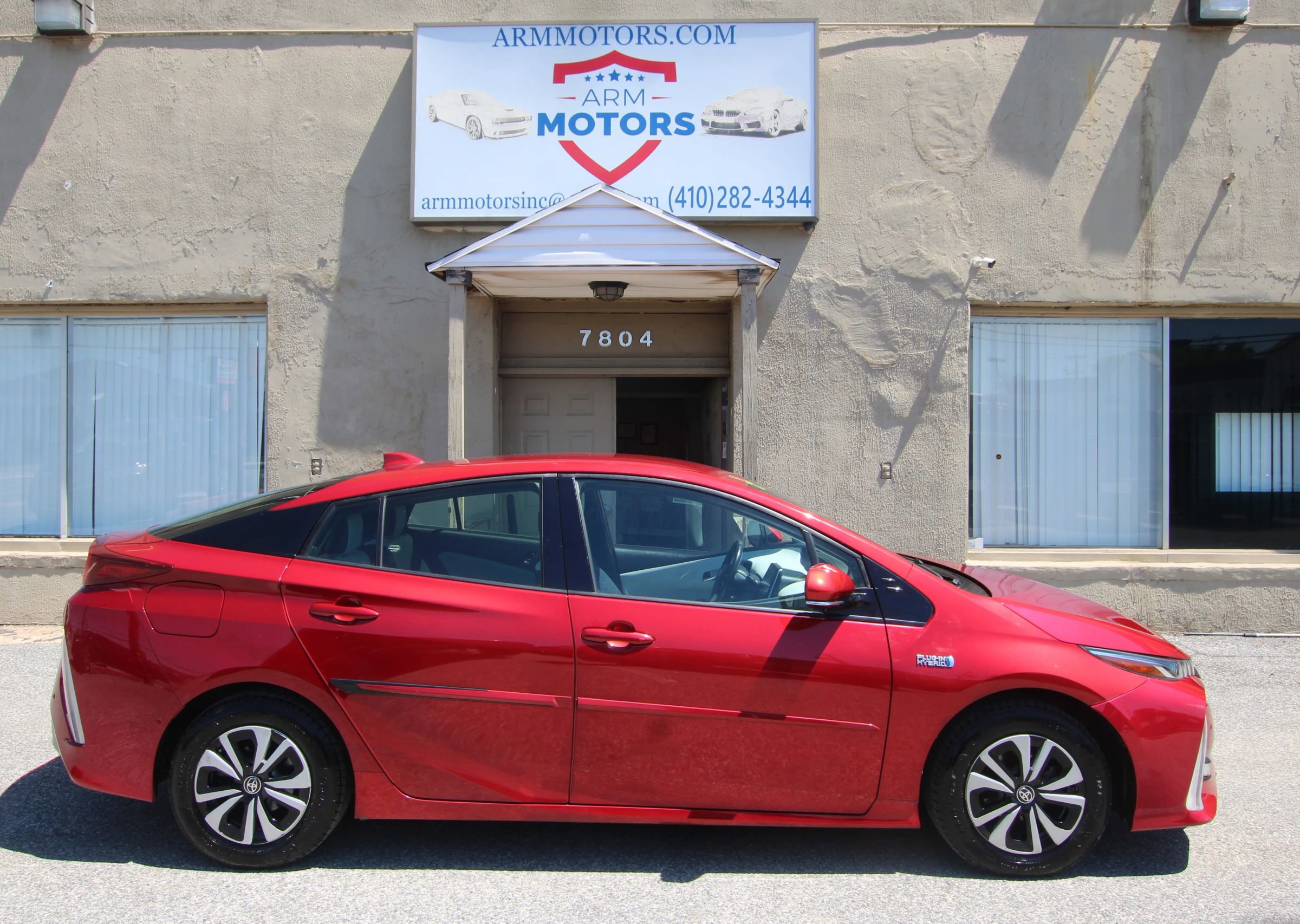 Used 2018 Toyota Prius Prime Advanced FWD image 4