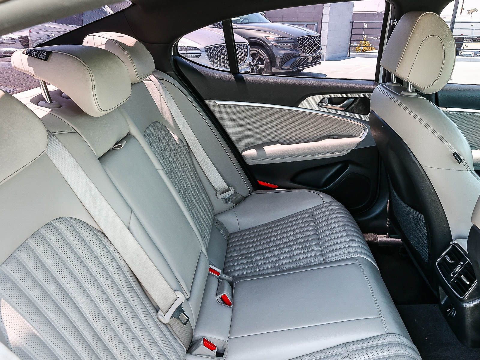 Used 2023 Genesis G70 2.0T w/ Sport Prestige Package AWD/4WD image 20