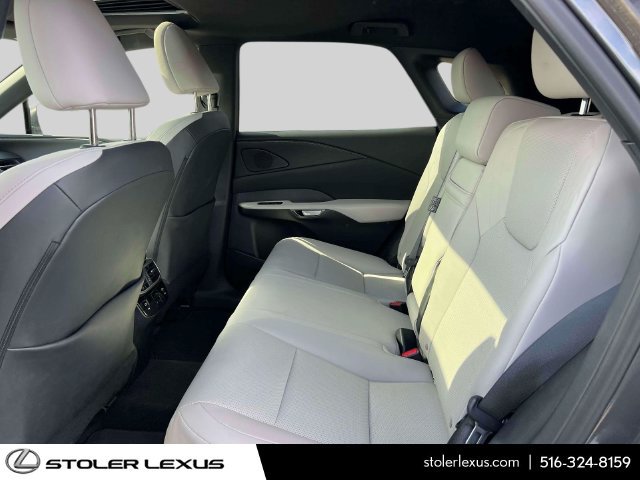 Used 2024 Lexus RX 350 Premium w/ Accessory Package (Z1) AWD/4WD image 16