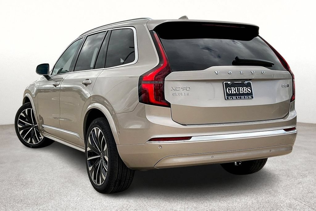 New 2026 Volvo XC90 B5 Plus w/ Protection Package Premier AWD/4WD image 4