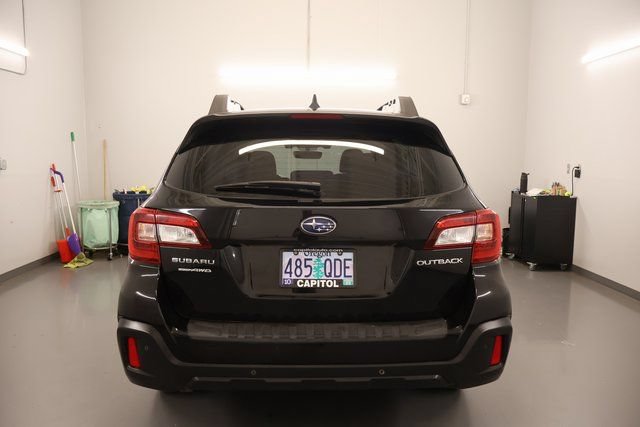 Used 2018 Subaru Outback 2.5i Limited AWD/4WD image 3