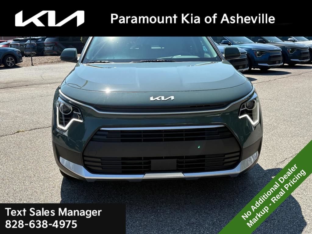 New 2026 Kia Niro EX FWD image 2