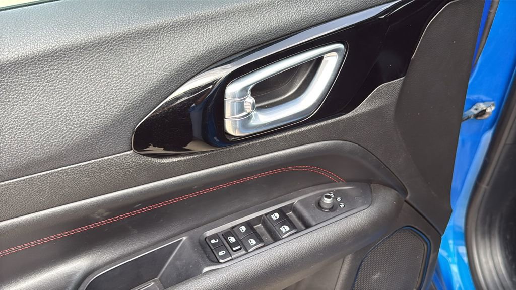 Used 2024 Jeep Compass Trailhawk image 12