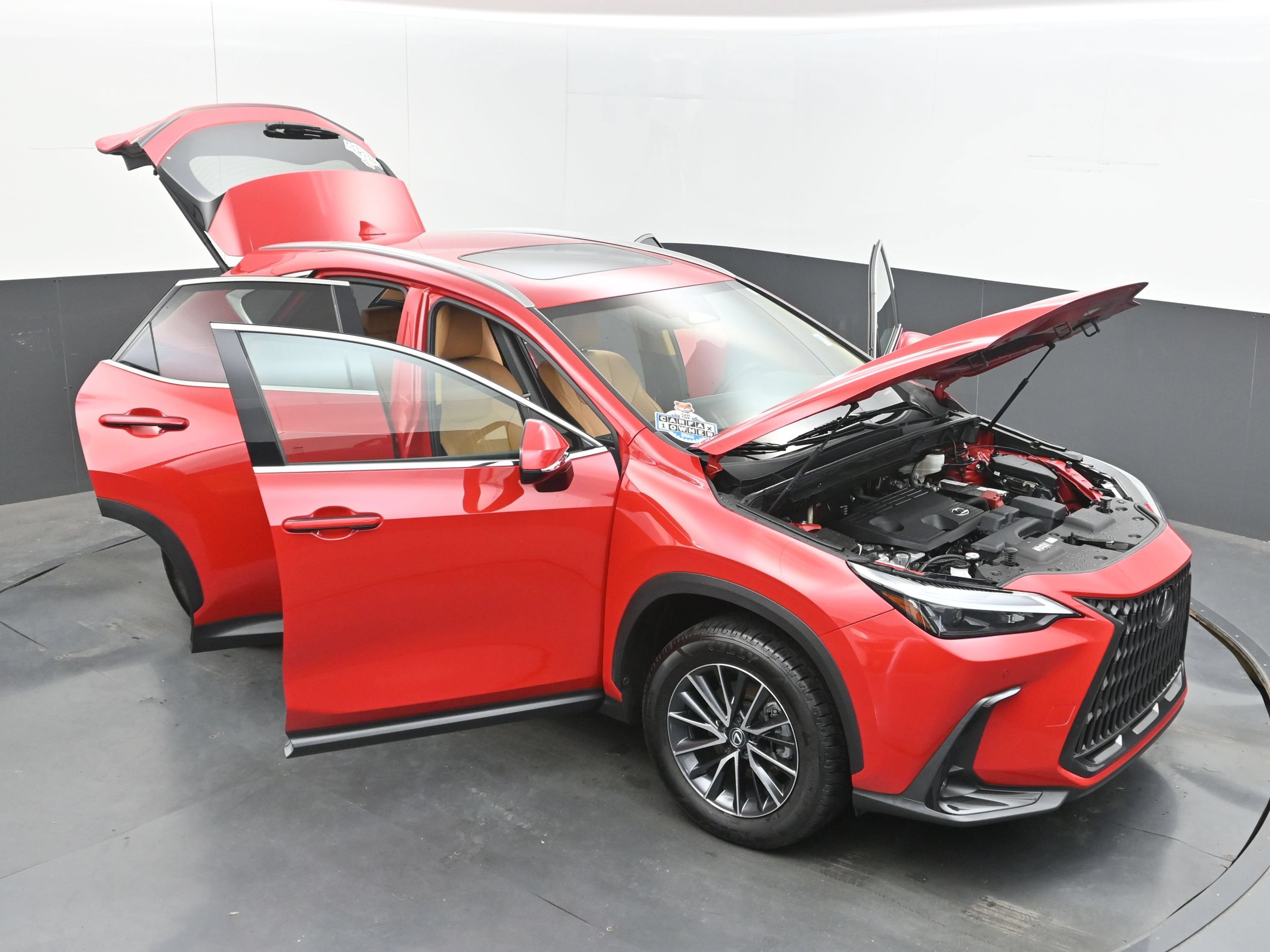 Used 2025 Lexus NX 250 FWD w/ Towing Package (2000 Lbs) image 39