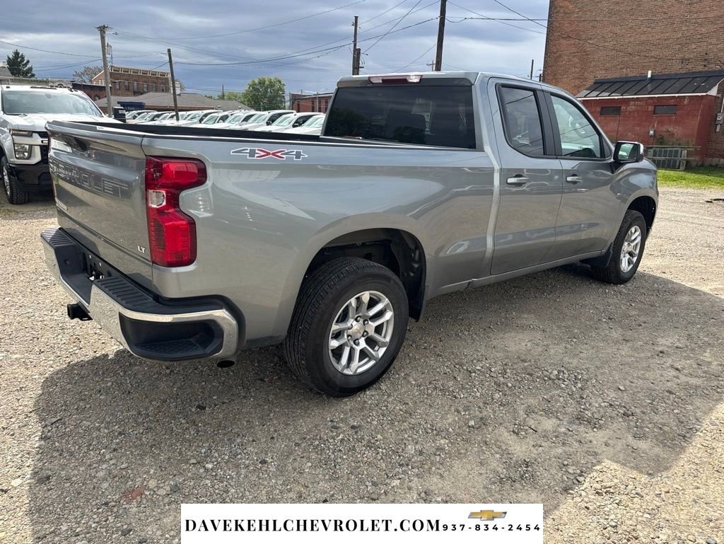 Used 2026 Chevrolet Silverado 1500 LT AWD/4WD image 2
