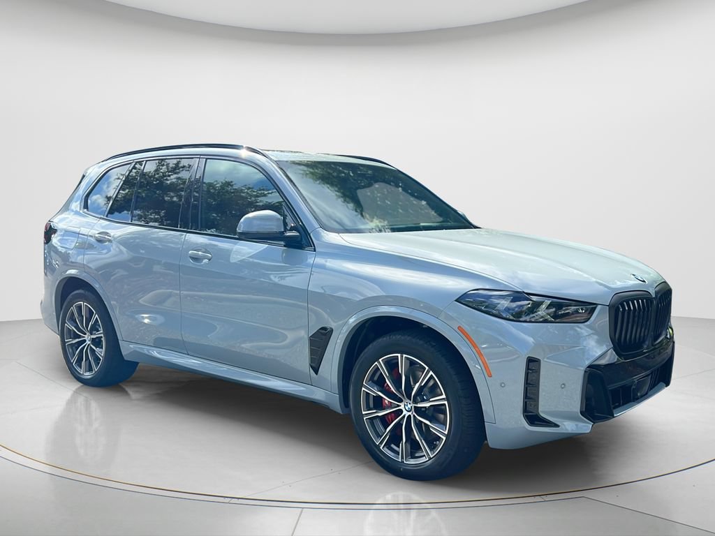 New 2026 BMW X5 xDrive40i w/ M Sport Package AWD/4WD image 3