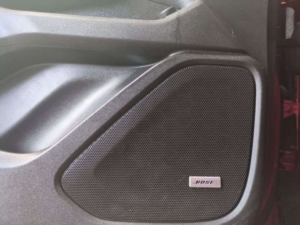 Used 2020 GMC Terrain SLT w/ Preferred Package image 17