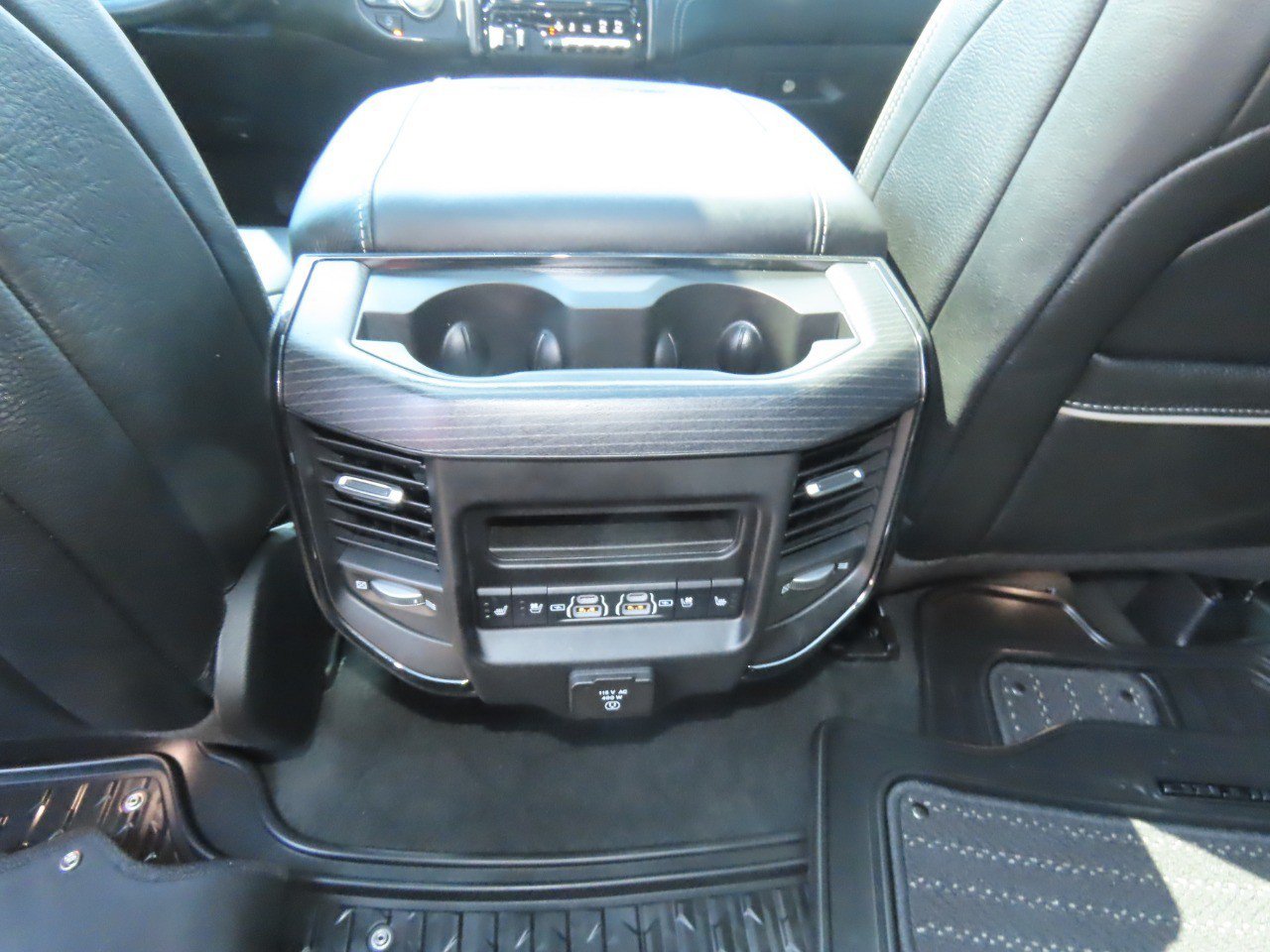 Used 2023 RAM 1500 Limited w/ Night Edition AWD/4WD image 21