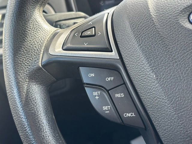 Used 2018 Ford Fusion SE image 18