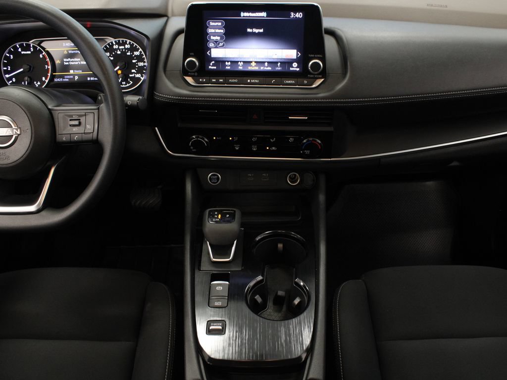 Used 2023 Nissan Rogue S FWD image 20
