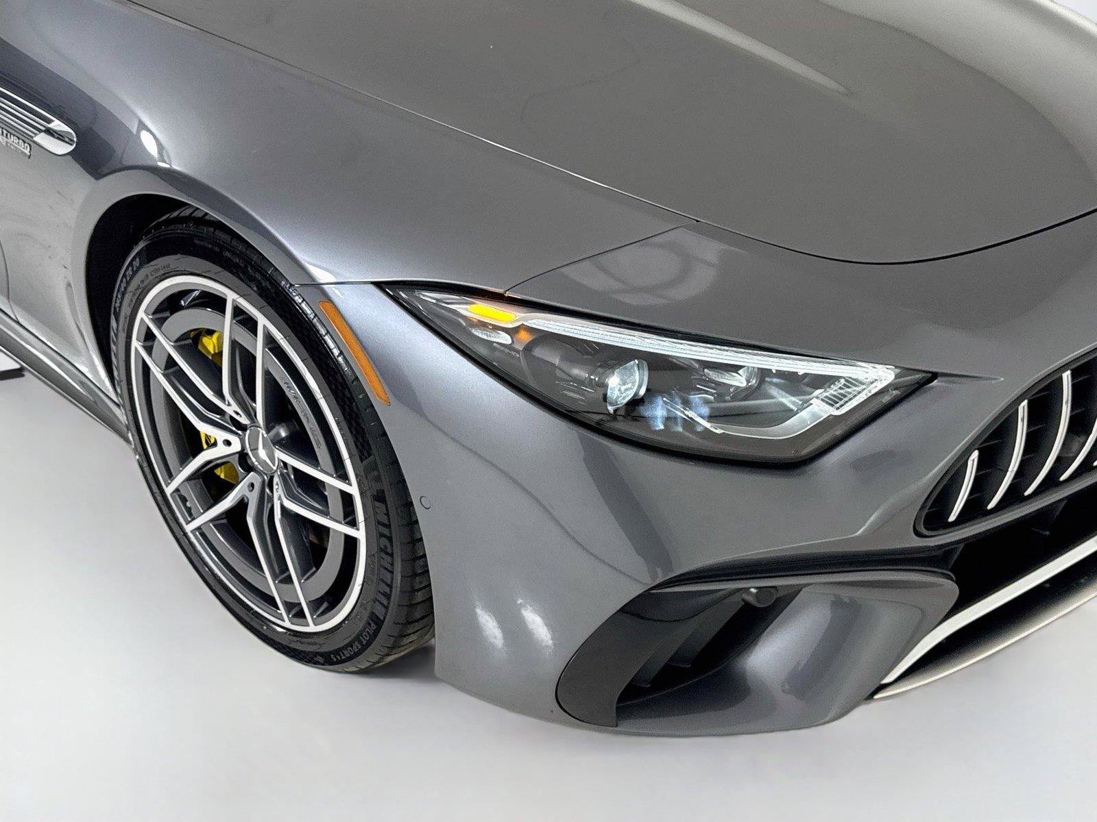 Used 2025 Mercedes-Benz SL 63 AMG 4MATIC image 28