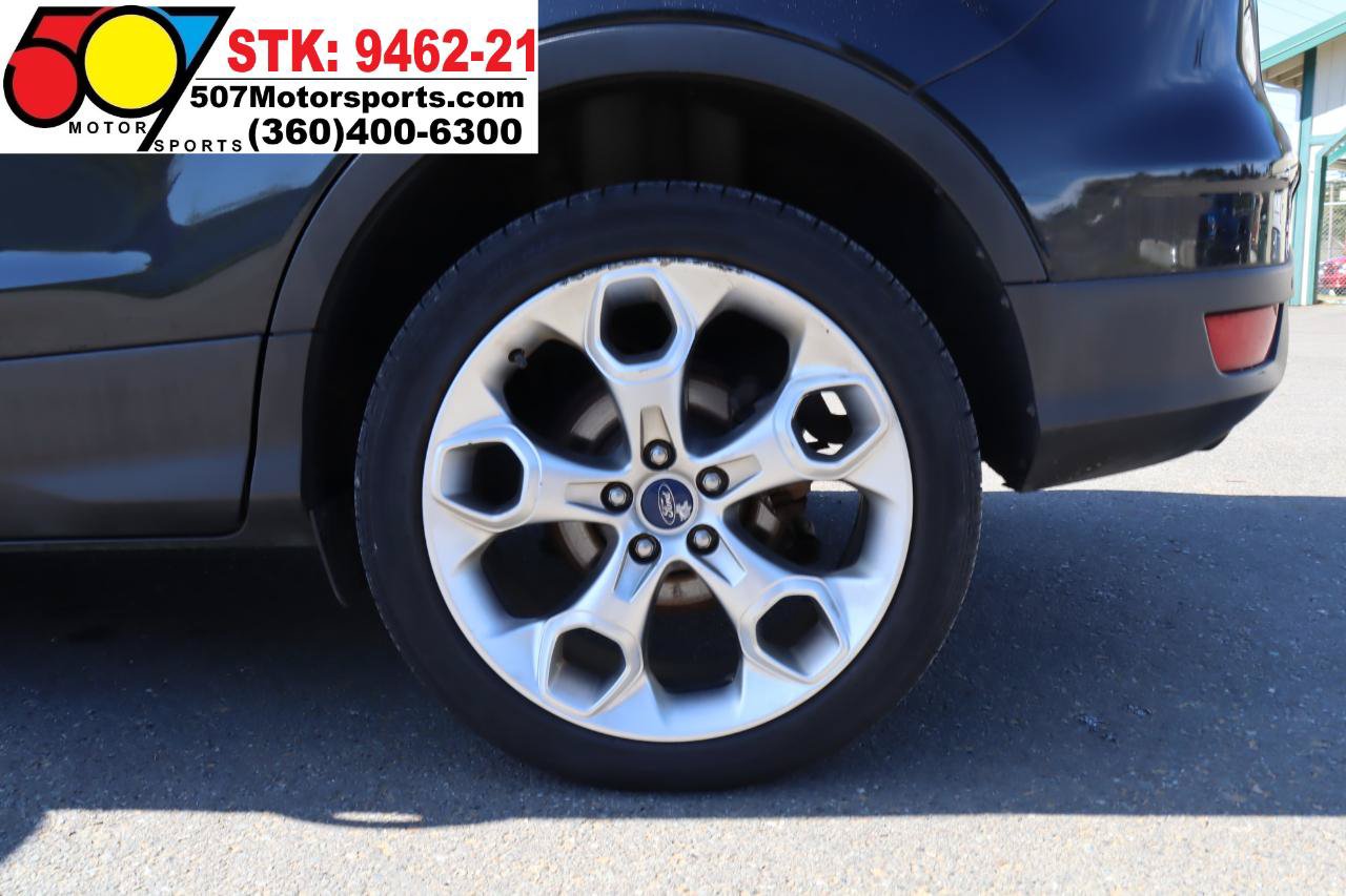 Used 2015 Ford Escape Titanium w/ Equipment Group 301A AWD/4WD image 26