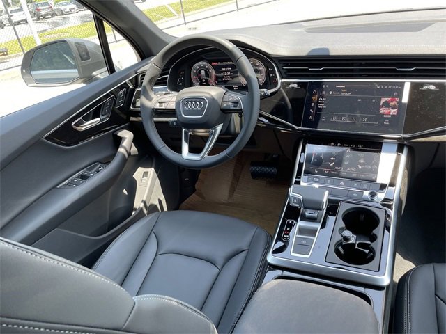 New 2025 Audi Q7 2.0T Premium w/ Convenience Package image 13