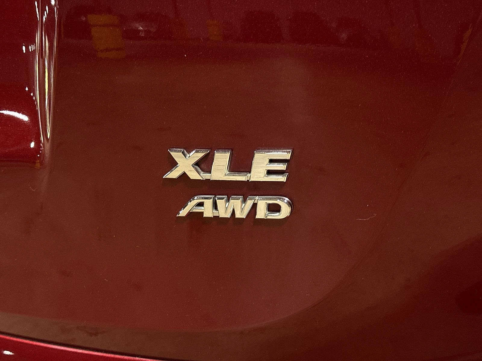 Used 2018 Toyota RAV4 XLE w/ Plus Extra Value Package AWD/4WD image 26