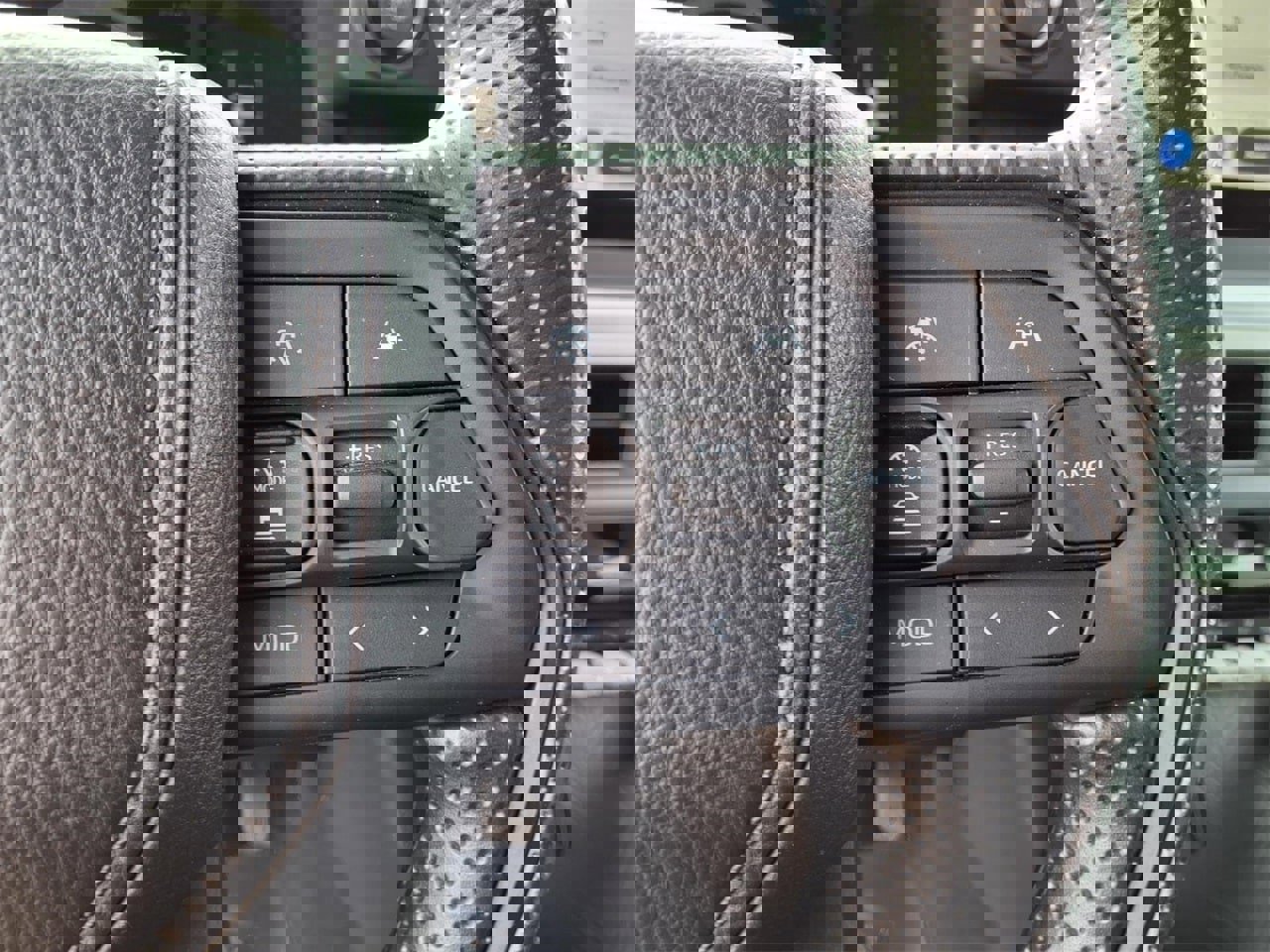 Certified 2025 Toyota Tacoma SR5 image 23