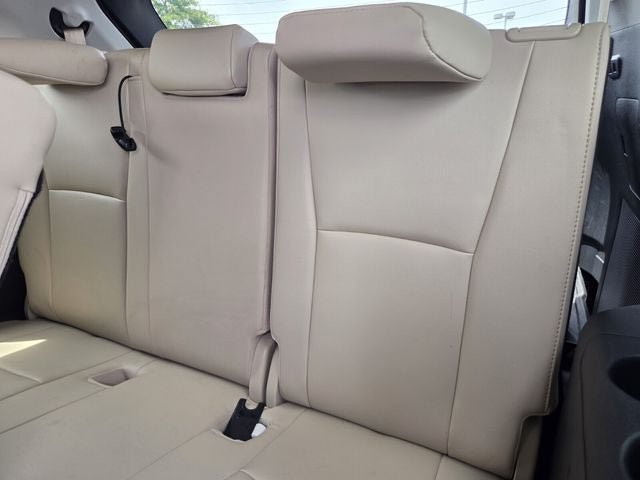 Used 2020 Toyota Highlander Limited FWD image 11