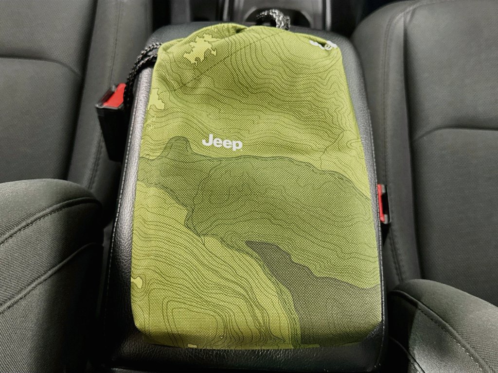 Used 2023 Jeep Wrangler Unlimited w/ Cold Weather Group AWD/4WD image 36