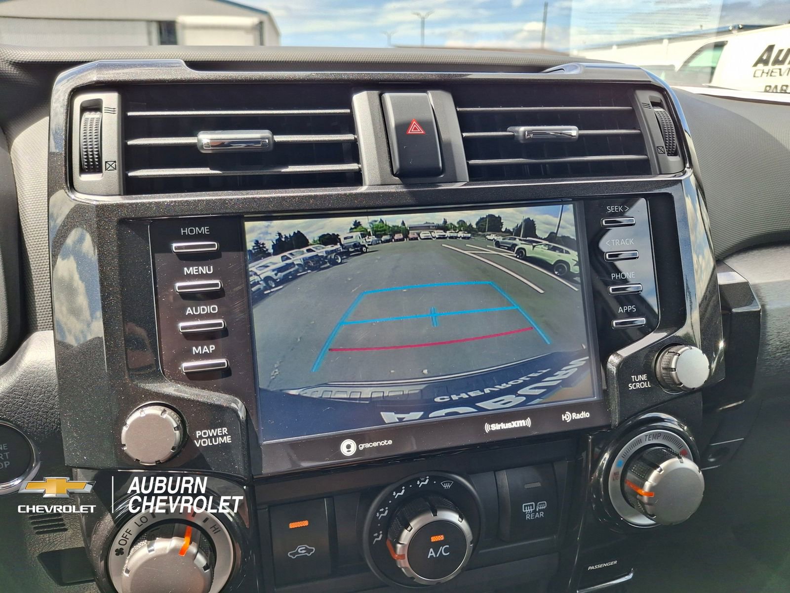 Used 2020 Toyota 4Runner TRD Off-Road Premium AWD/4WD image 14