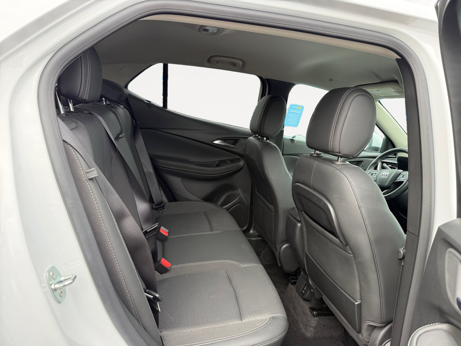 Used 2024 Buick Encore GX Preferred w/ Comfort Package FWD image 18