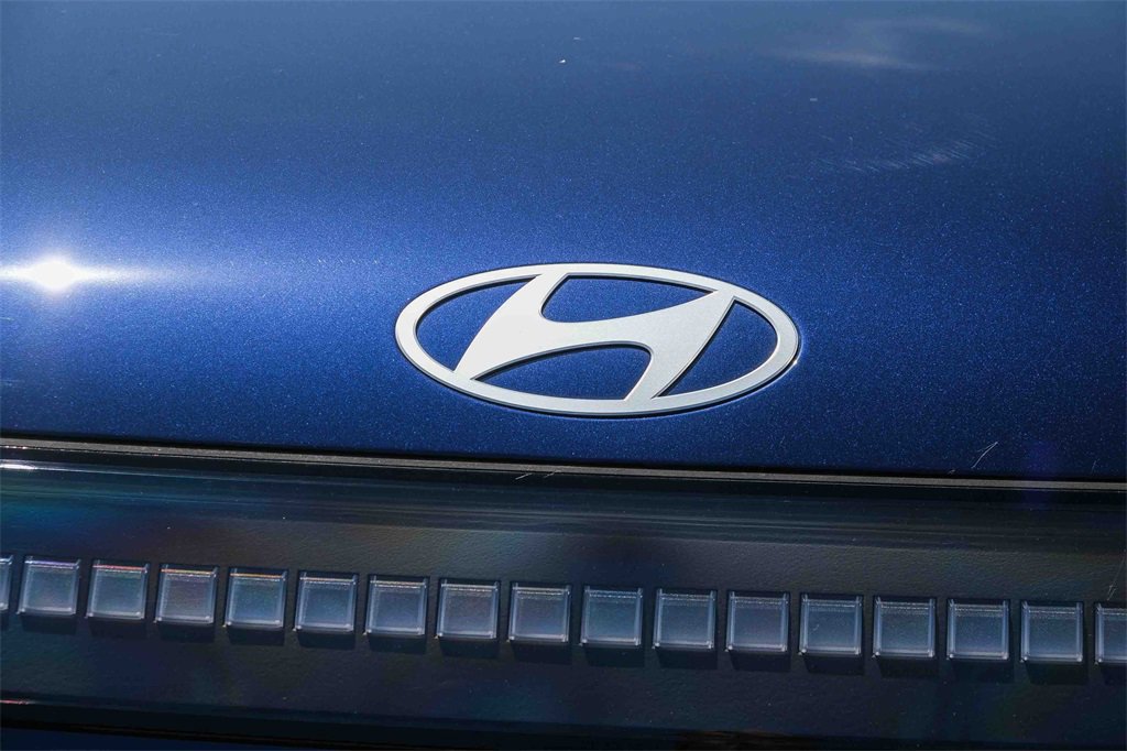 New 2026 Hyundai Ioniq 9 SEL image 12