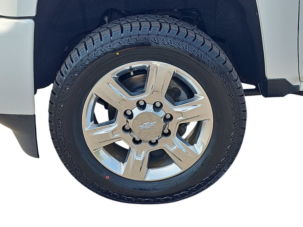 Used 2018 Chevrolet Silverado 2500 LTZ w/ Duramax Plus Package AWD/4WD image 31