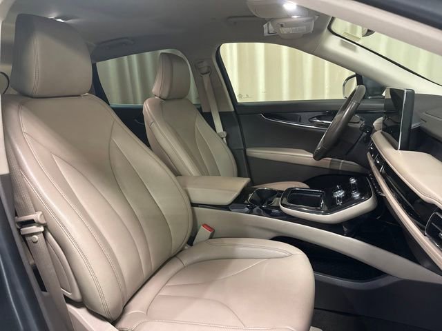 Certified 2023 Lincoln Nautilus AWD w/ Premium Package image 27