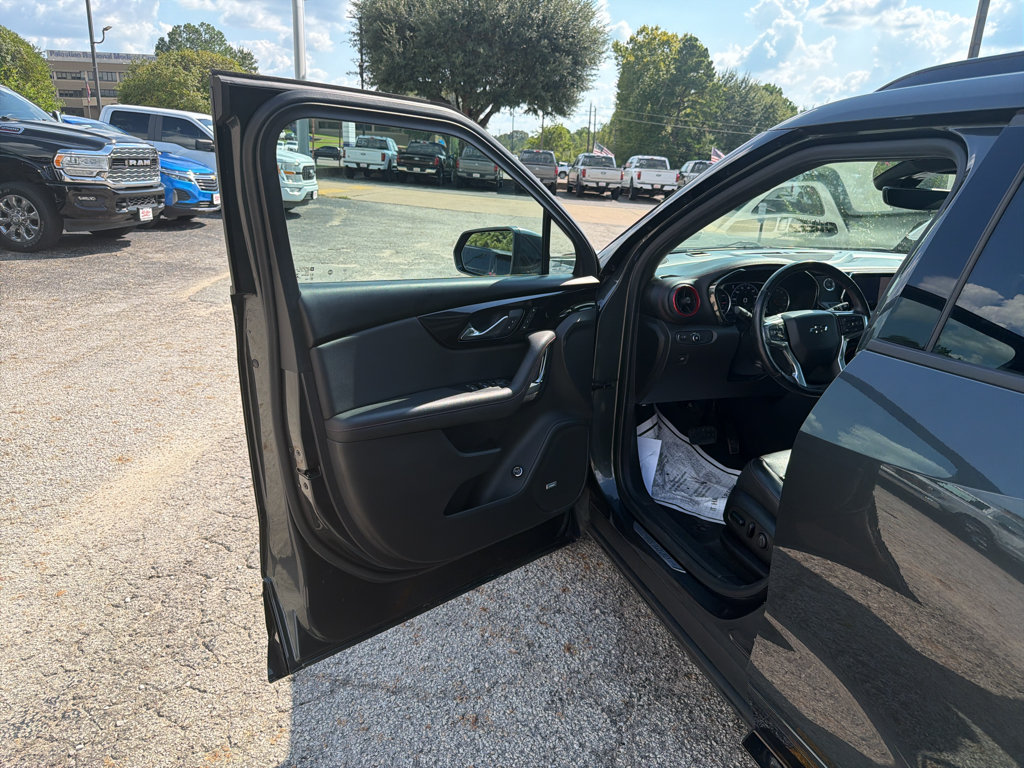 Used 2019 Chevrolet Blazer RS FWD image 21