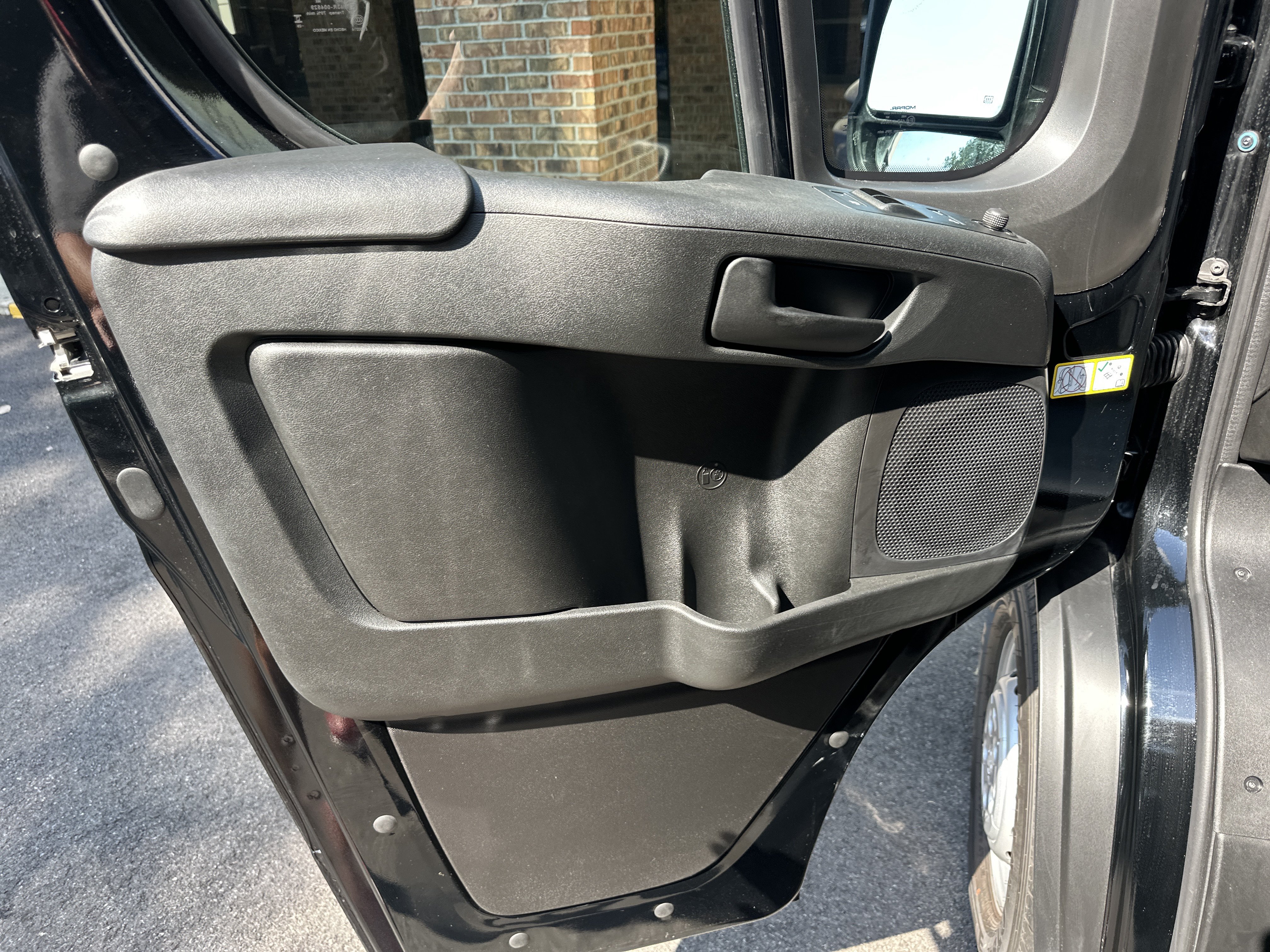 New 2026 RAM ProMaster 3500 w/ Premium Convenience Group FWD image 31