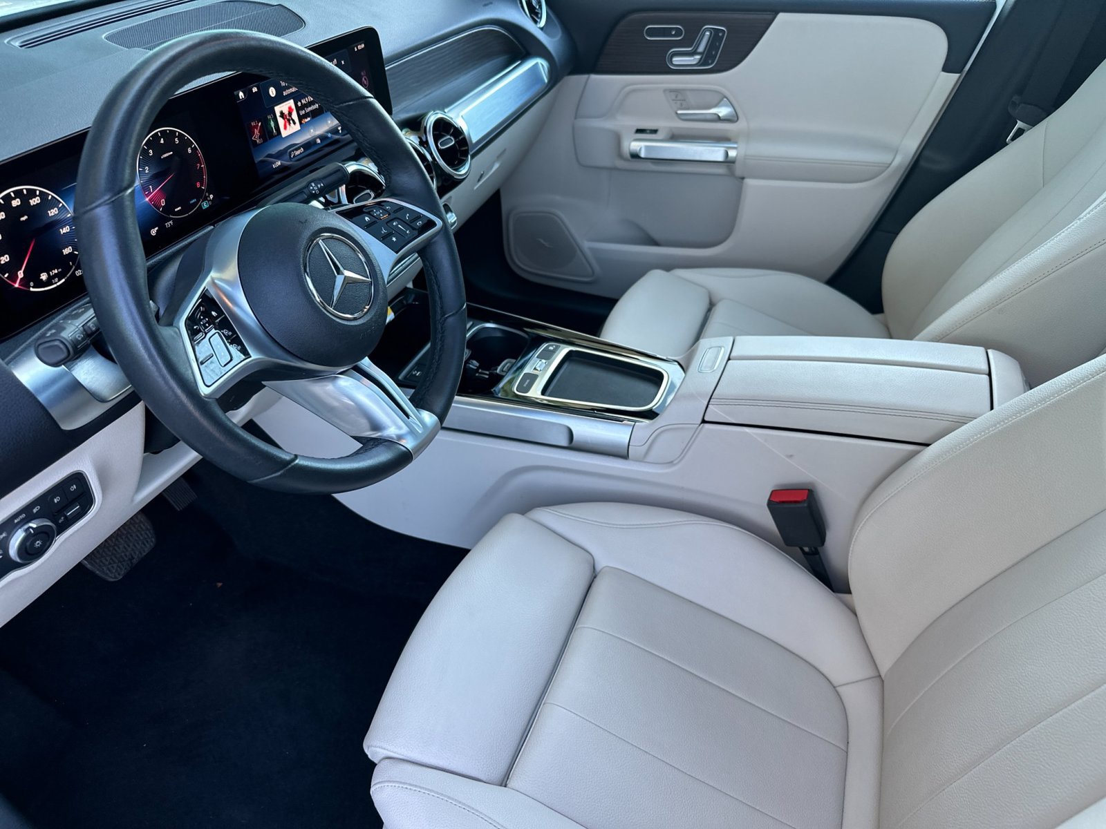 Certified 2026 Mercedes-Benz GLB 250 image 10