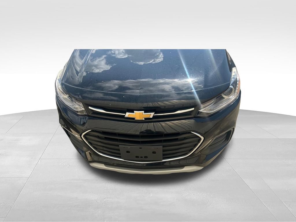 Used 2019 Chevrolet Trax LT w/ LT Convenience Package AWD/4WD image 14