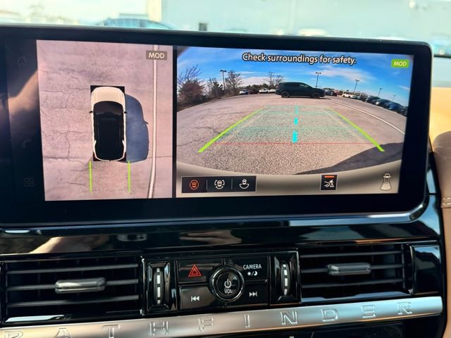 New 2026 Nissan Pathfinder Platinum image 38