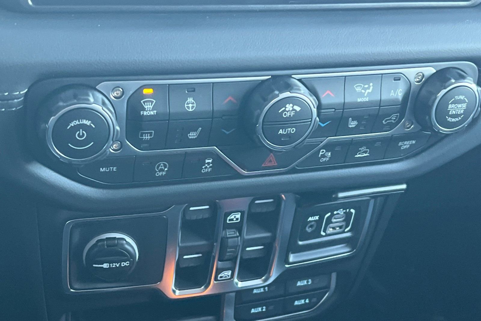 New 2026 Jeep Wrangler Sahara image 20