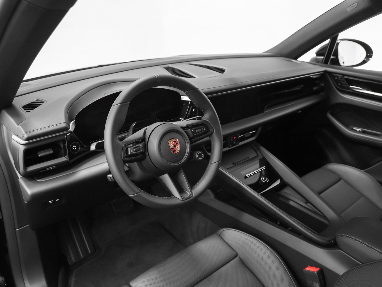New 2026 Porsche Macan 4 Electric image 4