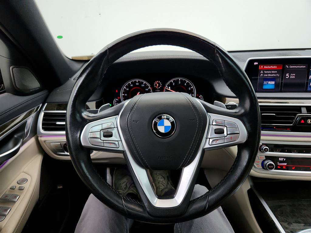 Used 2019 BMW 740i w/ M Sport Package RWD image 21