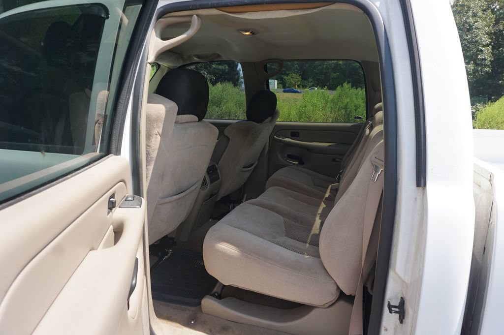 Used 2004 Chevrolet Silverado 2500 LS RWD image 11