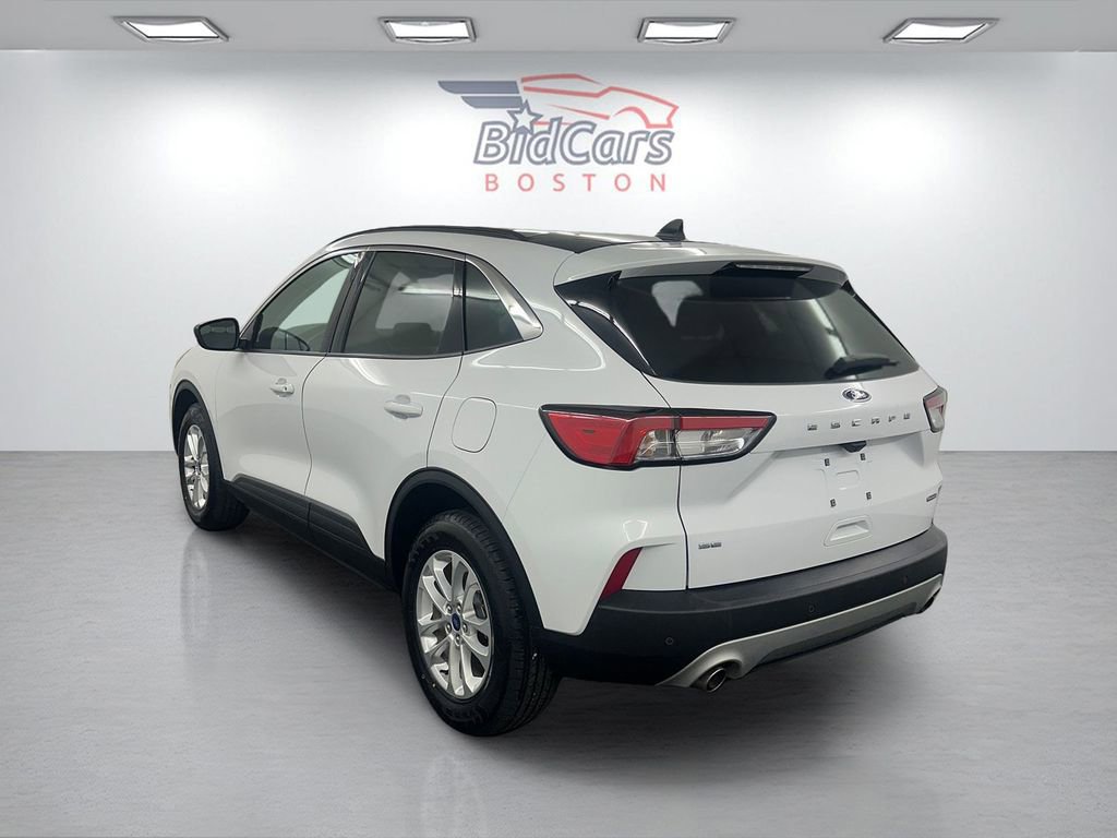 Used 2022 Ford Escape SE AWD/4WD image 6