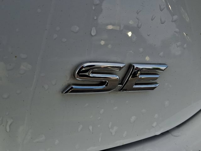 Used 2025 Toyota Camry SE FWD image 30